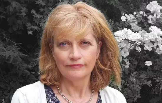 Lynda Mugglestone