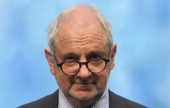 The Hon Michael J Beloff 