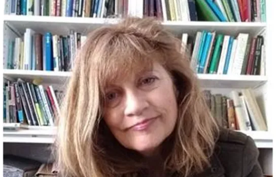 Lynda Mugglestone